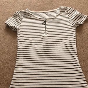 Aeropostale stripped short sleeve top